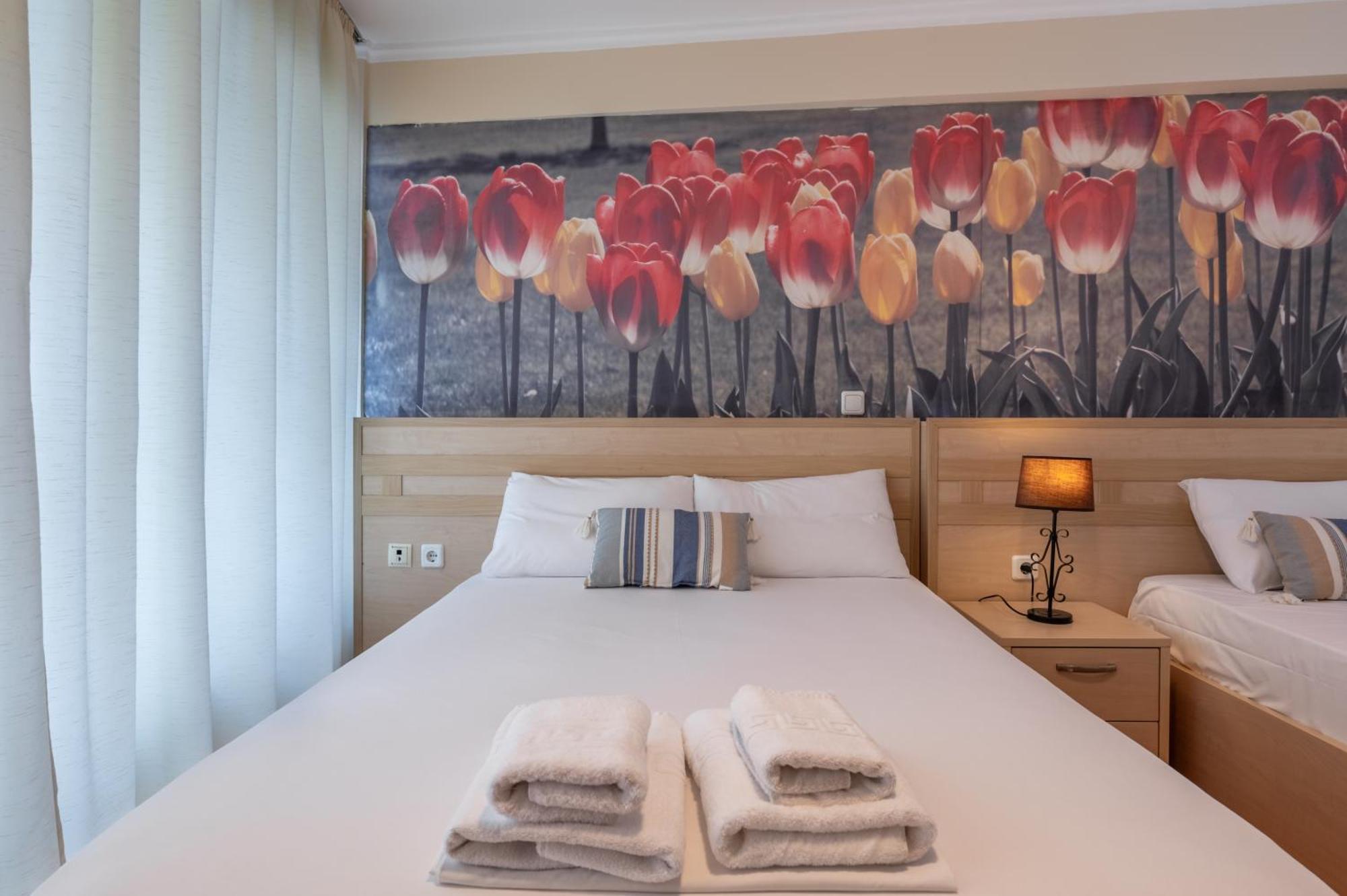 Fontana Luxury Rooms Mytilene ภายนอก รูปภาพ