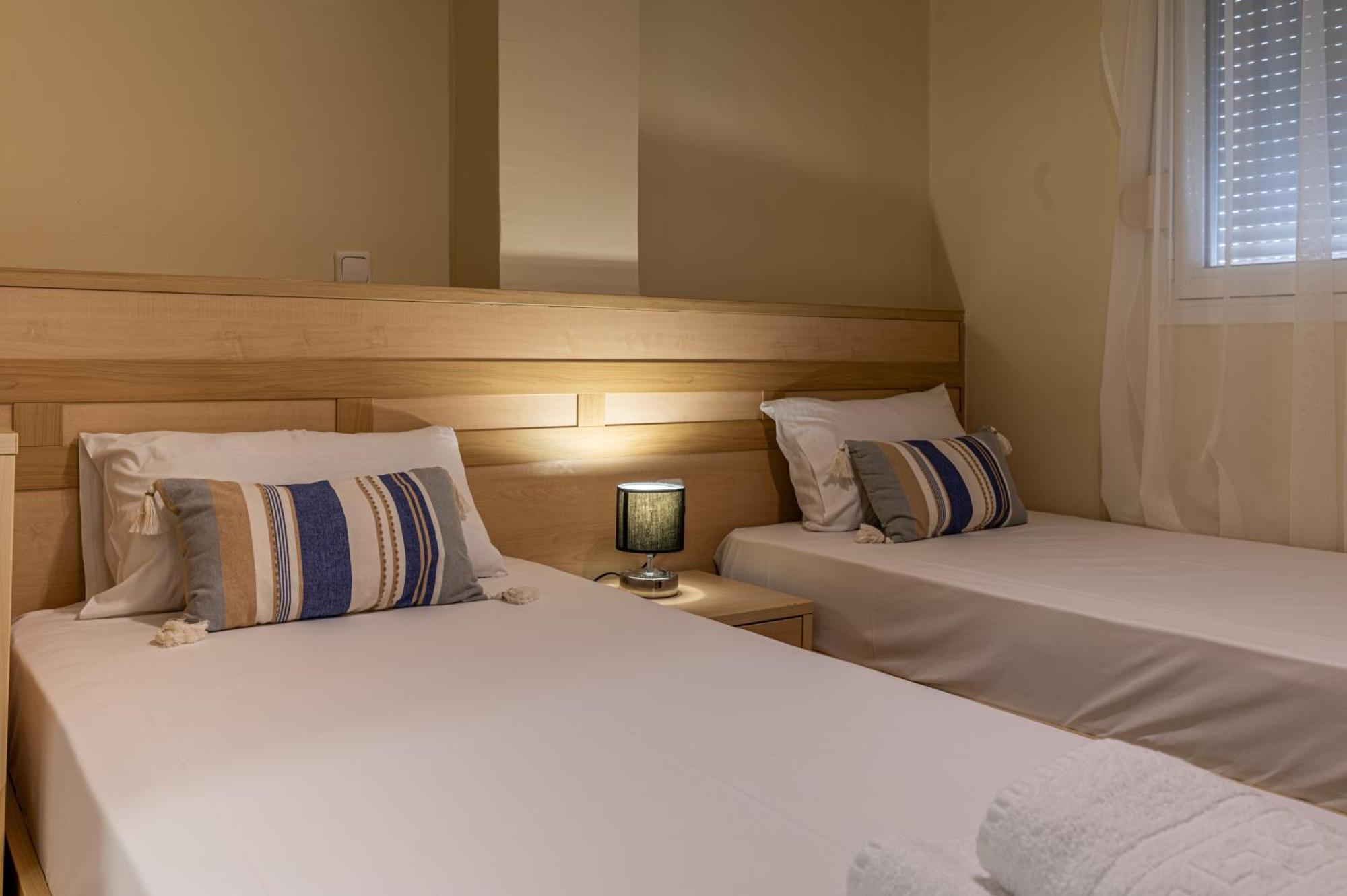Fontana Luxury Rooms Mytilene ภายนอก รูปภาพ