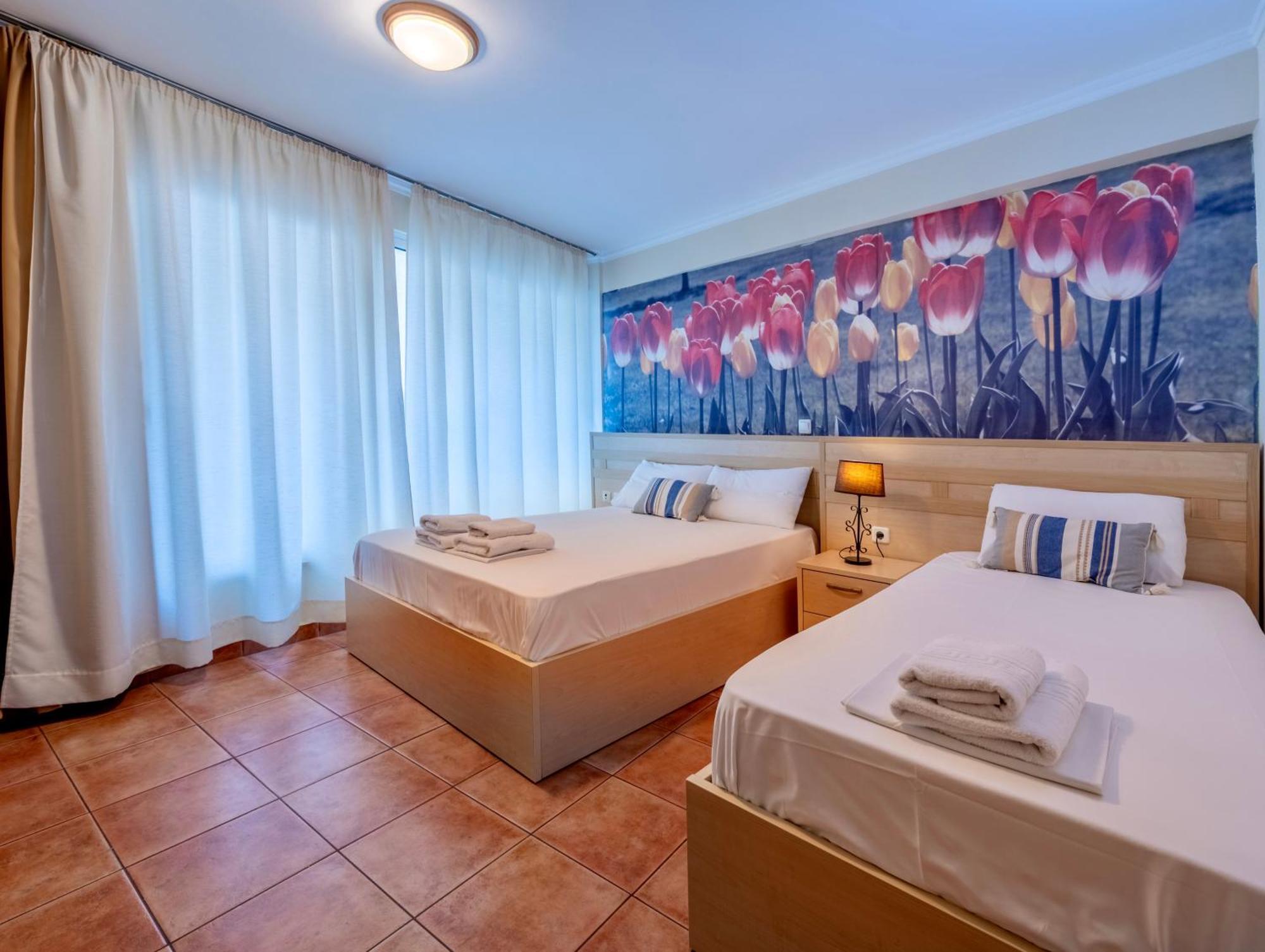Fontana Luxury Rooms Mytilene ภายนอก รูปภาพ